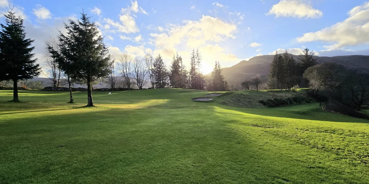looking to the 6th green